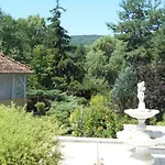 Bed & Breakfast Fabianics Kastely Misefa