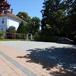 Fabianics Kastely Bed & Breakfast Misefa