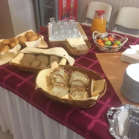 Oda ve Kahvaltı Fabianics Kastely 3*