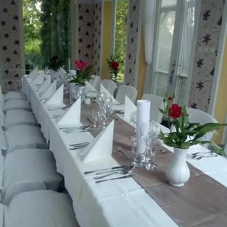Fabianics Kastely Oda ve Kahvaltı 3*