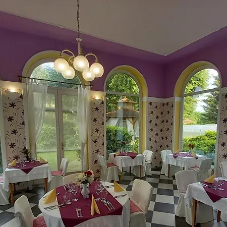 Oda ve Kahvaltı Fabianics Kastely 3*