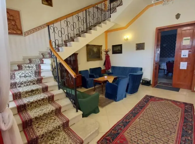 Fábiánics Kastély Bed and breakfast