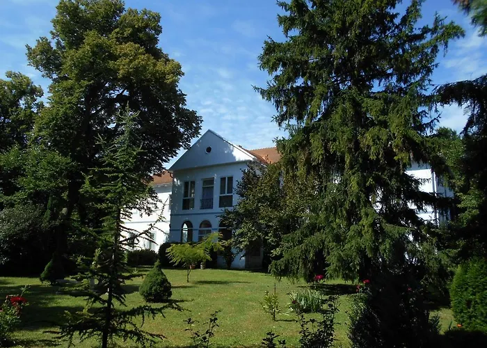 Bed and breakfast Fábiánics Kastély 3*