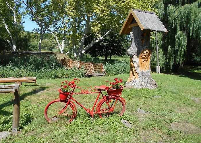 Fábiánics Kastély Bed and breakfast Misefa