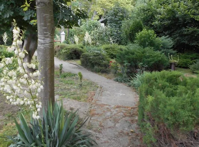 Fábiánics Kastély Bed and breakfast